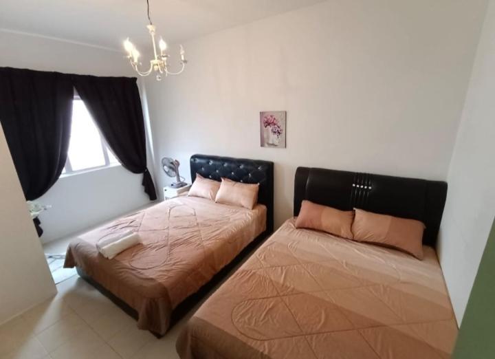 Muslim Boutique With Balcony Apartment *