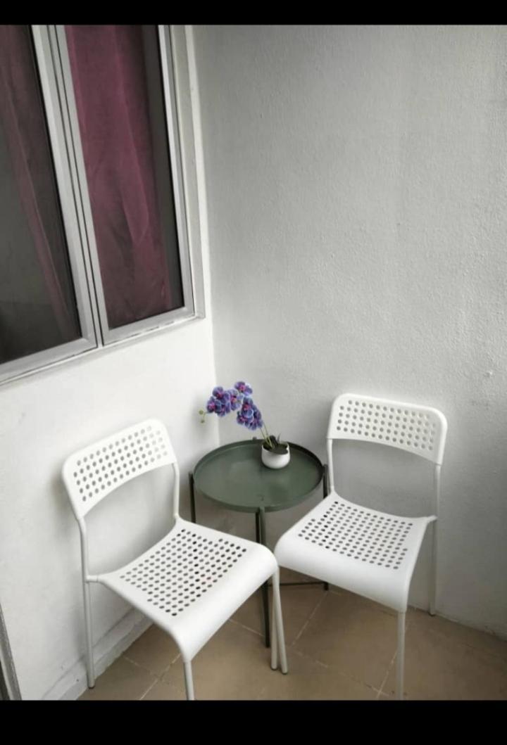 Muslim Boutique With Balcony Apartment